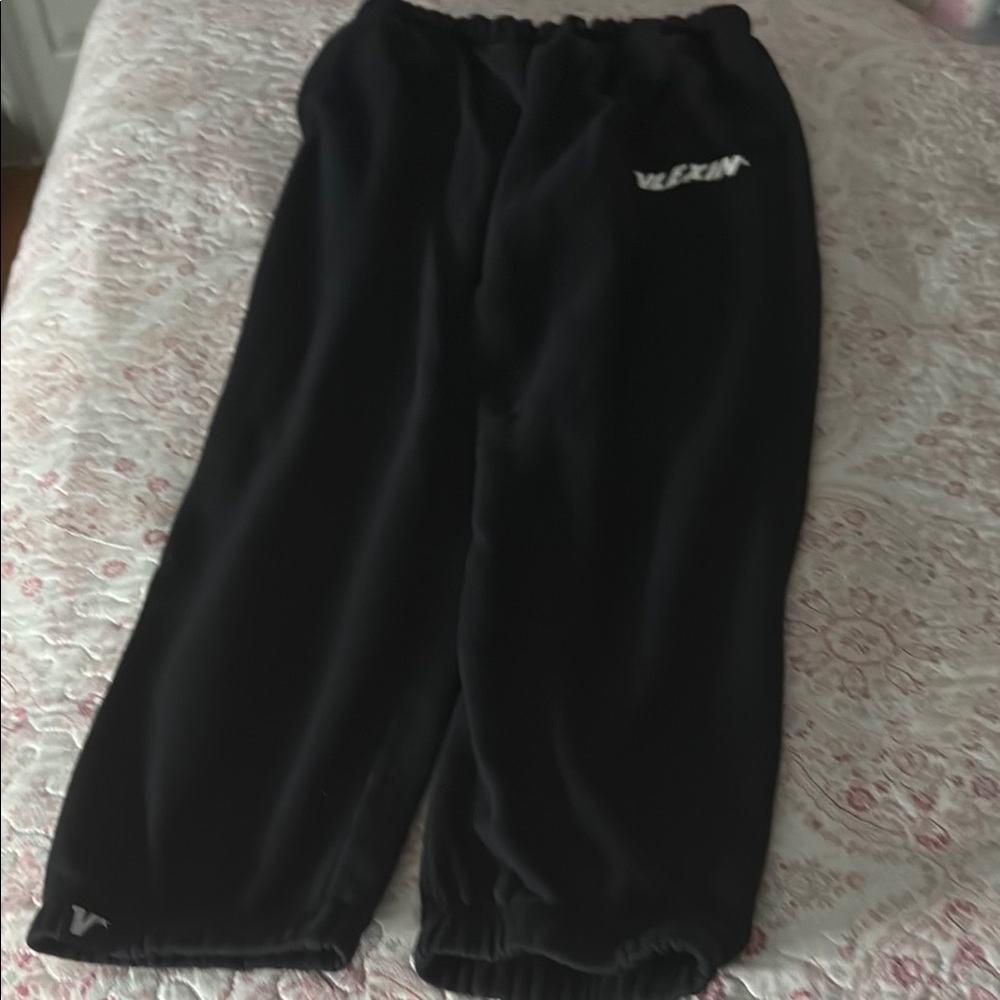Vlexin Black Sweatpants - Picture 6 of 6